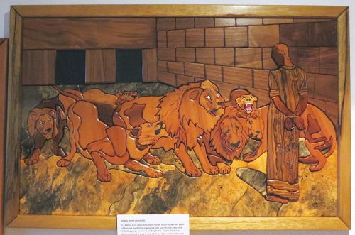 Daniel-in-the-Lions-Den